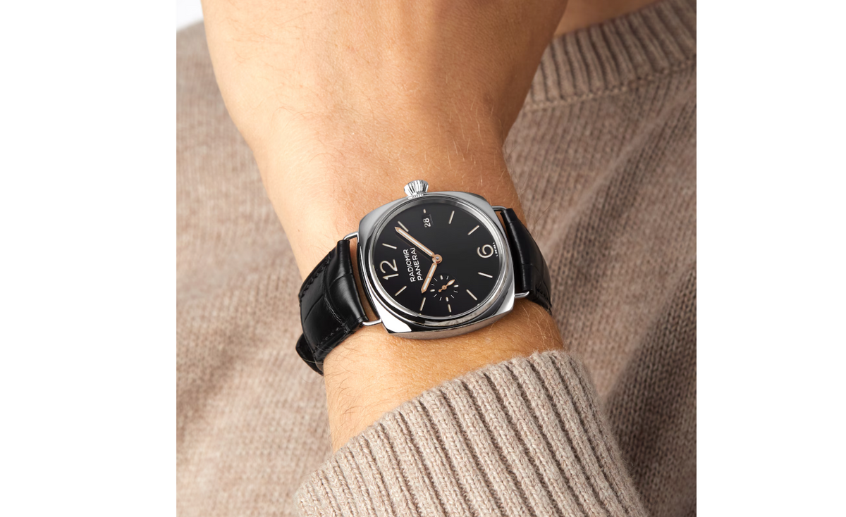 PNRI Radiomir Quaranta 40mm Mens Watch
