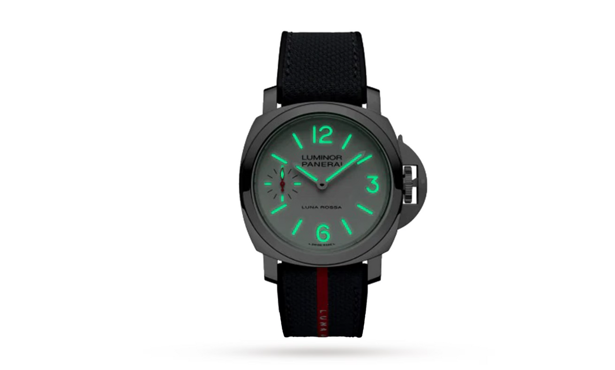 PNRI Luminor Luna Rossa 44mm Mens Watch