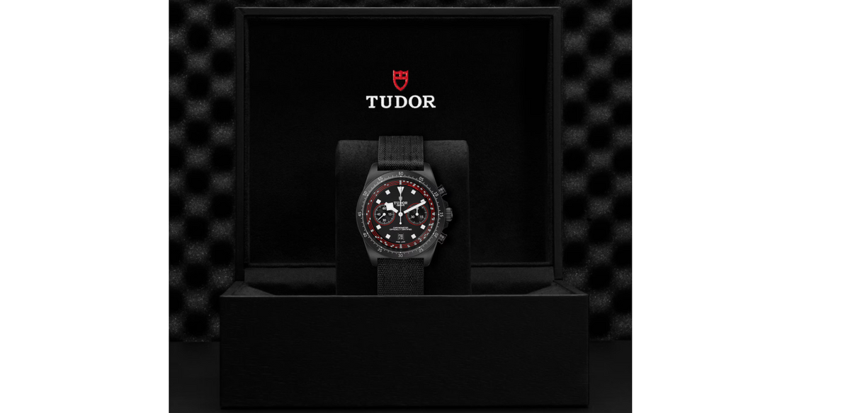 TDR Pelagos FXD Chrono "Cycling Edition" 43mm black carbon composite case black fabric strap