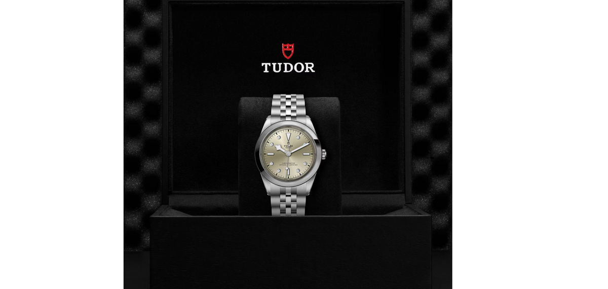 TDR Black Bay 41 Manufacture Calibre MT5601 (COSC) 41mm Steel Case Steel Bracelet