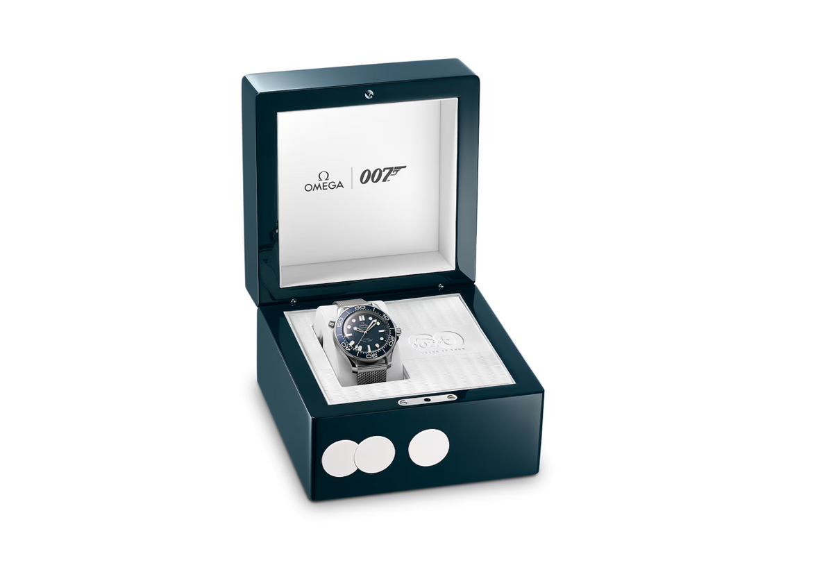 OMG James Bond 007 60th Anniversary Seamaster Diver 300m Co-Axial Master Chronometer 42mm